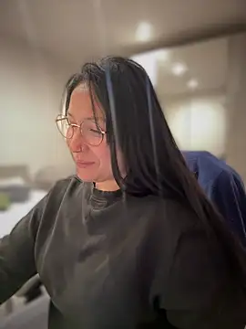 DannaaMeliza online show from 26, 2, 2025