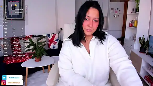 DannaaMeliza online show from 9, 1, 2026