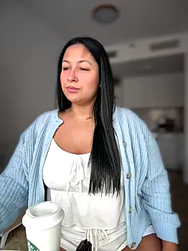 DannaaMeliza online show from 30, 11, 2025