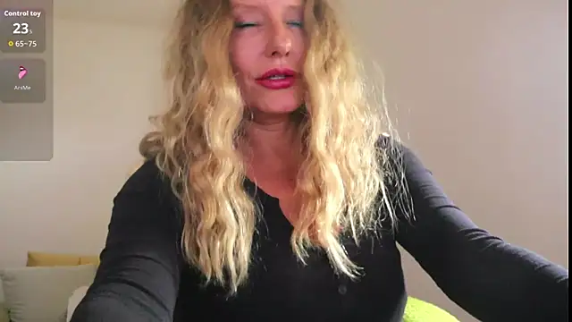 Kishaxxx online show from 2, 10, 2025