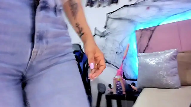 melani xc online show from 21, 10, 2025