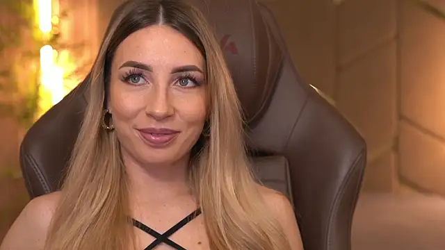 juice-pussy online show from 1, 3, 2025