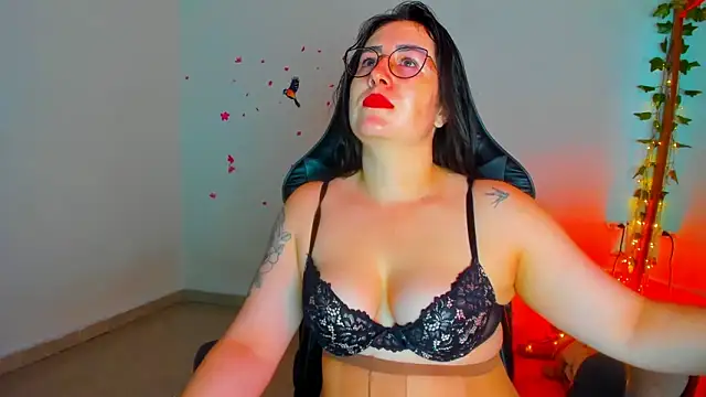 Susan Foxx online show from 26, 11, 2025