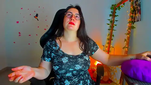 Susan Foxx online show from 8, 11, 2025