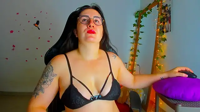 Susan Foxx online show from 12, 11, 2025