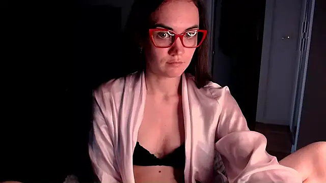 EvelynGG online show from 10, 3, 2026