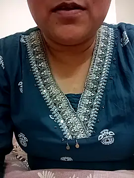 naughtymadam online show from 28, 2, 2026