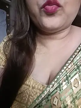 Snapshot of naughtymadam chatting on 15, 7, 2026 naughtymadam online show from 15, 7, 2026