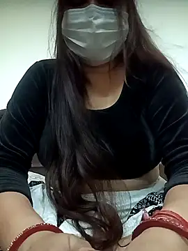 naughtymadam online show from 28, 3, 2026