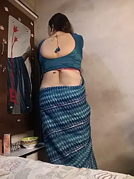 Snapshot of naughtymadam chatting on 9, 7, 2026 naughtymadam online show from 9, 7, 2026