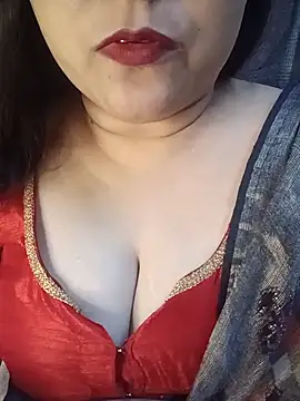 Snapshot of naughtymadam chatting on 20, 5, 2026 naughtymadam online show from 20, 5, 2026
