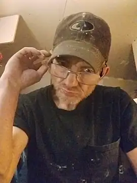 ROBERT0516 online show from 8, 11, 2025