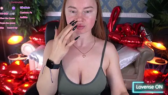 MiaRedFox online show from 6, 2, 2026