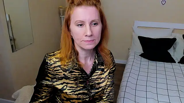 FoxySophia online show from 26, 9, 2025