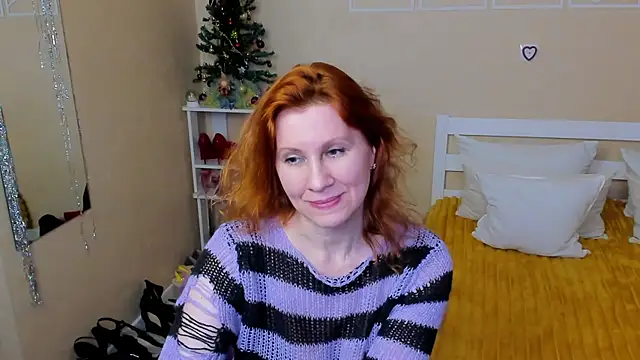 FoxySophia online show from 19, 12, 2025