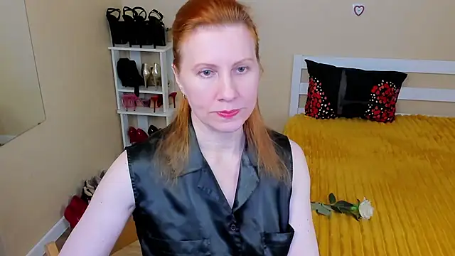 Snapshot of FoxySophia chatting on 29, 6, 2026 FoxySophia online show from 29, 6, 2026