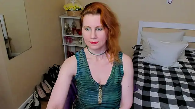 FoxySophia online show from 17, 11, 2025