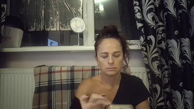 LindaStarS online show from 5, 10, 2025