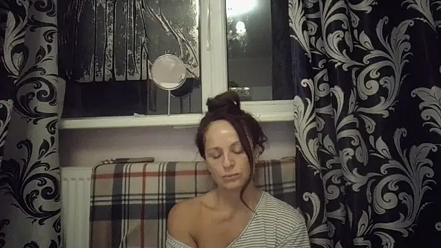 LindaStarS online show from 2, 11, 2025