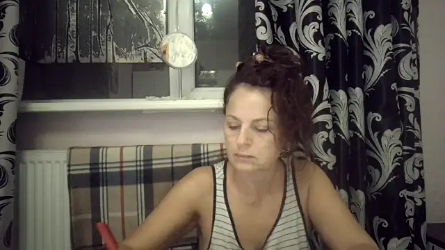 LindaStarS online show from 10, 11, 2025