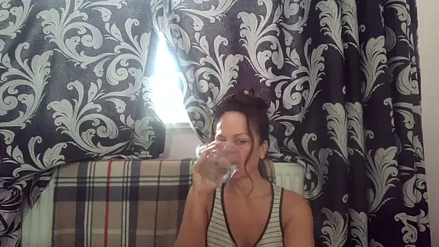 LindaStarS online show from 12, 11, 2025