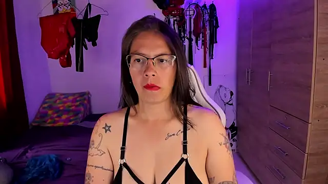 dungeongirls online show from 24, 2, 2026