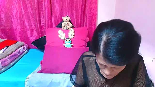 SLUTTYROXY online show from 21, 12, 2025