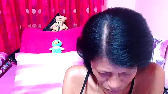 SLUTTYROXY online show from 31, 10, 2025