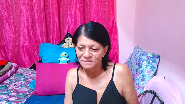 SLUTTYROXY online show from 6, 1, 2026