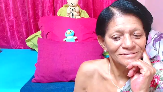 SLUTTYROXY online show from 6, 2, 2026