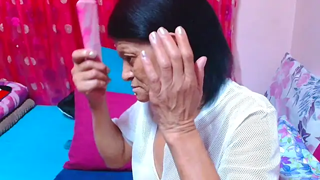 SLUTTYROXY online show from 10, 4, 2026