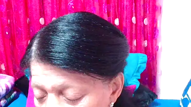 SLUTTYROXY online show from 16, 11, 2025