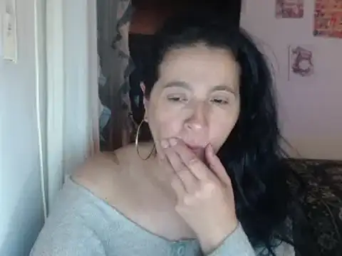 stefilove10 online show from 4, 3, 2025