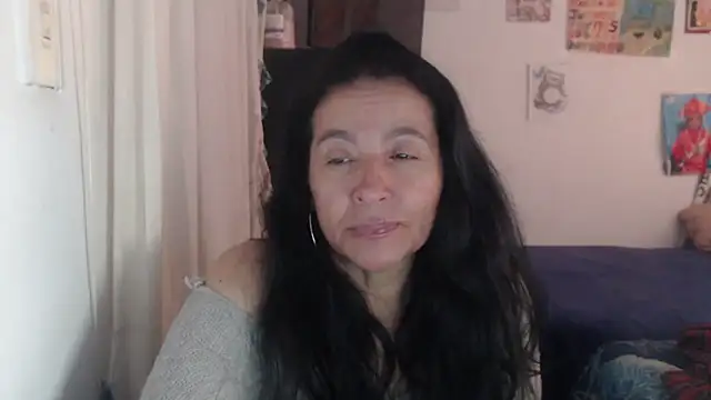 stefilove10 online show from 13, 4, 2026