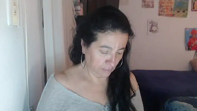 stefilove10 online show from 14, 4, 2026