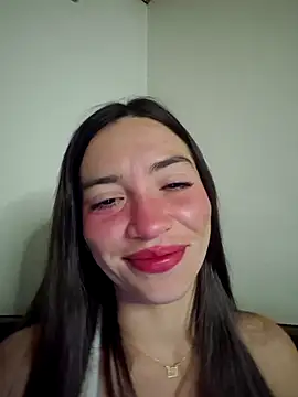 Snapshot of loveuu-bae chatting on 6, 10, 2025 loveuu-bae online show from 6, 10, 2025