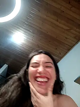 Snapshot of loveuu-bae chatting on 14, 2, 2025 loveuu-bae online show from 14, 2, 2025