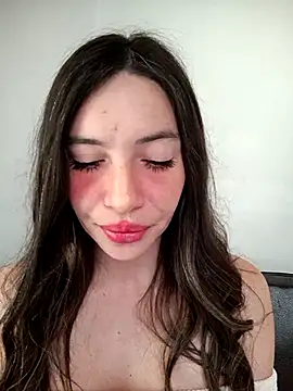 Snapshot of loveuu-bae chatting on 17, 3, 2025 loveuu-bae online show from 17, 3, 2025