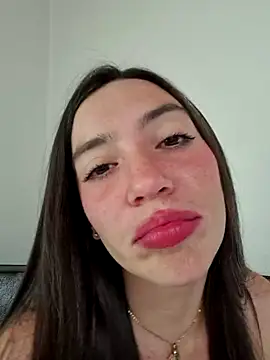 Snapshot of loveuu-bae chatting on 29, 9, 2025 loveuu-bae online show from 29, 9, 2025