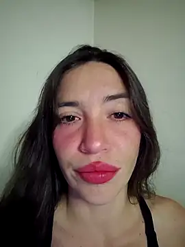 Snapshot of loveuu-bae chatting on 27, 9, 2025 loveuu-bae online show from 27, 9, 2025