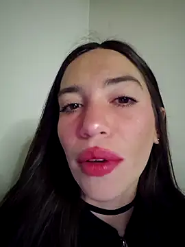 Snapshot of loveuu-bae chatting on 1, 10, 2025 loveuu-bae online show from 1, 10, 2025