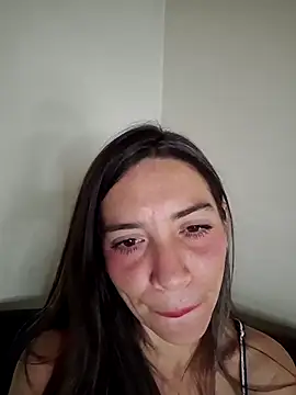 loveuu-bae online show from 15, 5, 2026