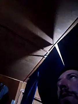 UncutHammer69 online show from 25, 2, 2026