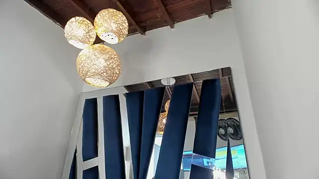 Snapshot of moonsweet1 chatting on 13, 3, 2025 moonsweet1 online show from 13, 3, 2025