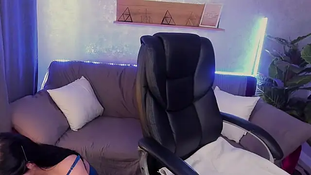 EmilyCandyy online show from 6, 3, 2025