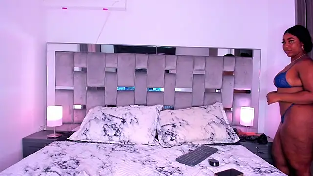 Cammiila online show from 22, 3, 2025