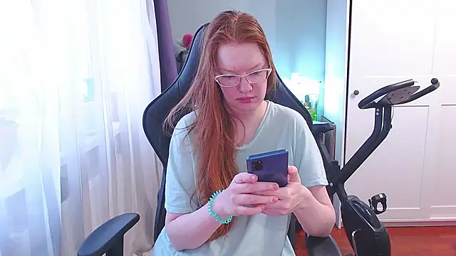 Lady Inari online show from 12, 11, 2025