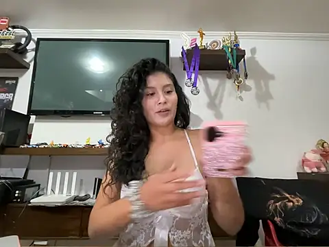 kinky milaxh online show from 2, 3, 2026