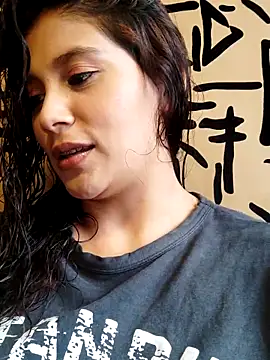 kinky milaxh online show from 18, 2, 2025