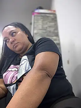 yanza2002 online show from 26, 2, 2025